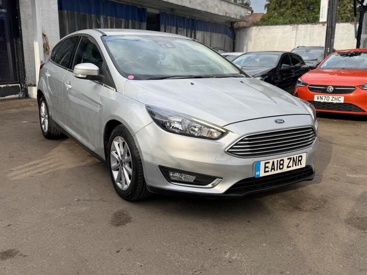 Ford Focus 1.0T EcoBoost Titanium Auto Euro 6 (s/s) 5dr