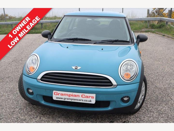 MINI HATCH FIRST 1.4 First Euro 4 3dr