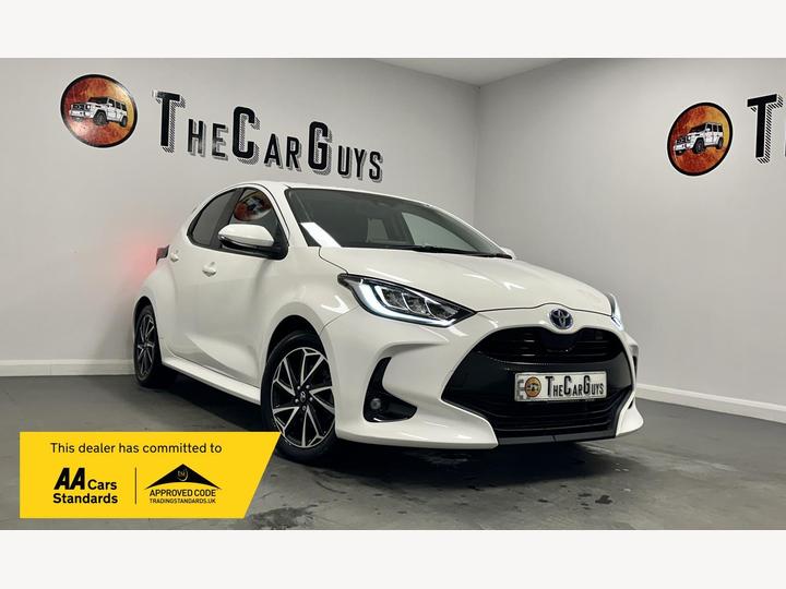 Toyota Yaris 1.5 VVT-h Design E-CVT Euro 6 (s/s) 5dr