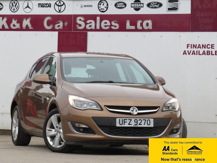 Vauxhall ASTRA 1.6 16v SRi Auto Euro 5 5dr