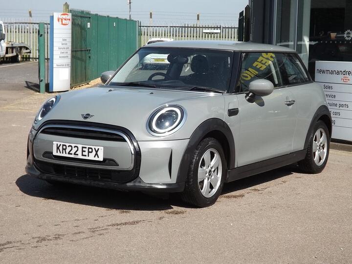 MINI Hatch 1.5 Cooper Classic Euro 6 (s/s) 3dr