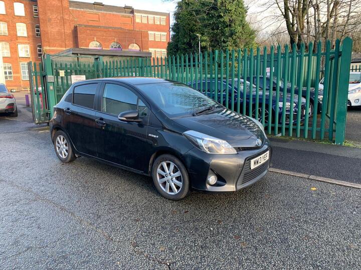 Toyota Yaris 1.5 VVT-h T4 CVT Euro 5 5dr