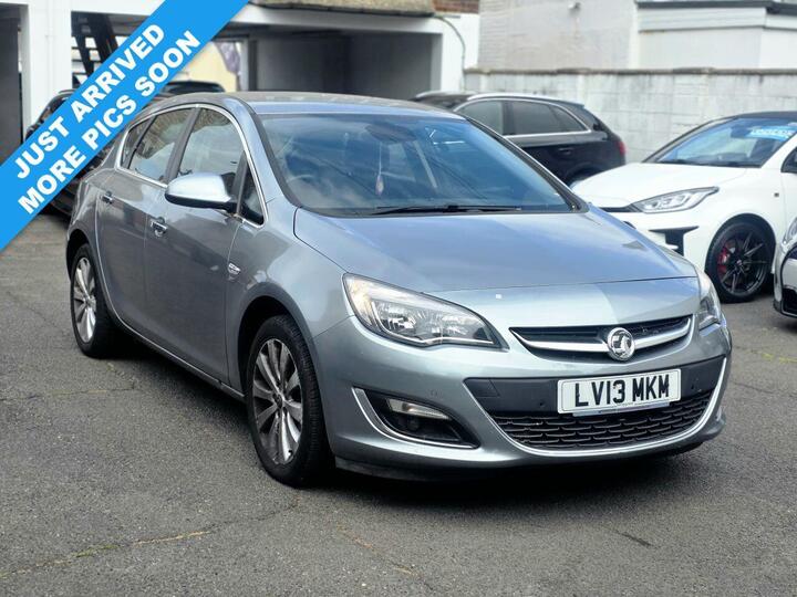 Vauxhall ASTRA 1.6 16v SE Euro 5 5dr