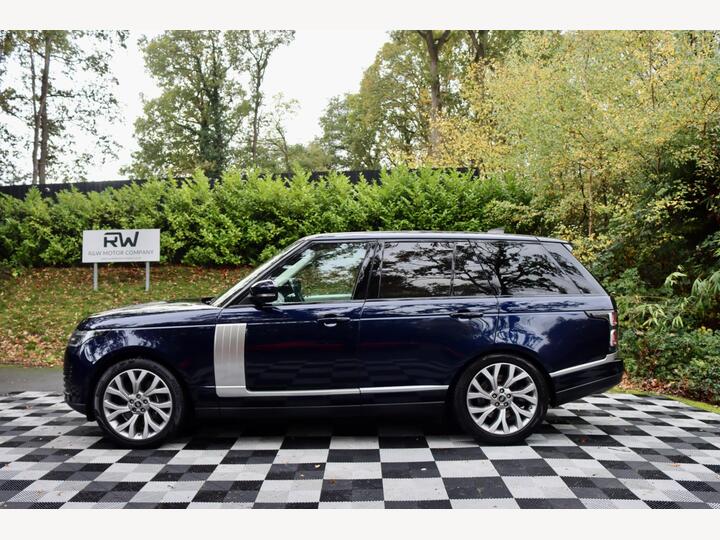 Land Rover Range Rover 2.0 P400e 13.1kWh Westminster Auto 4WD Euro 6 (s/s) 5dr Land Rover Range Rover 2.0 P400e 13.1kWh Westminster Auto 4WD Euro 6 (s/s) 5dr