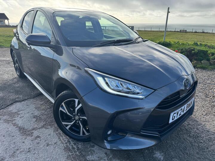 Toyota Yaris 1.5 VVT-h Design E-CVT Euro 6 (s/s) 5dr