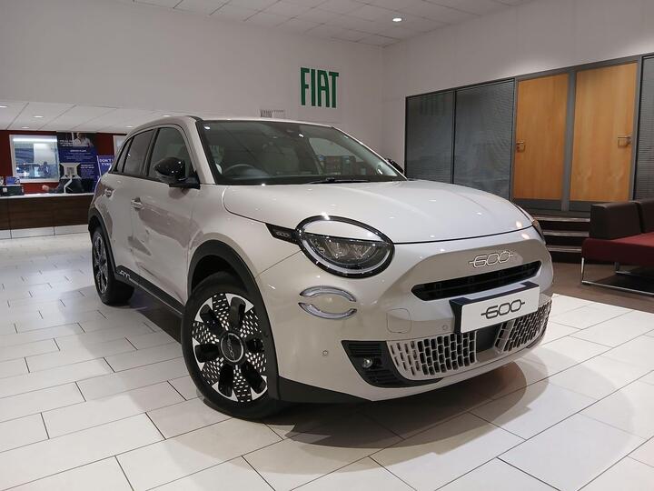 Fiat 600 1.2 MHEV La Prima E-DCT Euro 6 (s/s) 5dr