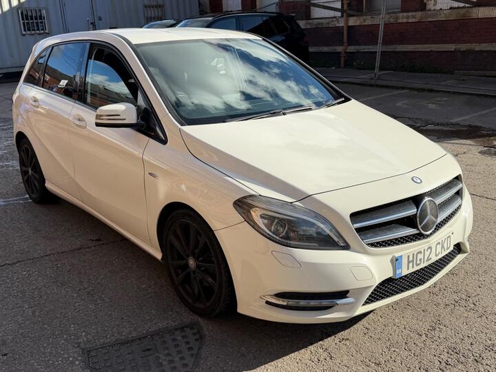 Mercedes-Benz B Class 1.8 B180 CDI BlueEfficiency Sport 7G-DCT Euro 5 (s/s) 5dr