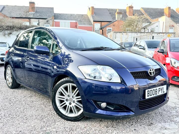 Toyota Auris 1.6 VVT-i SR 5dr