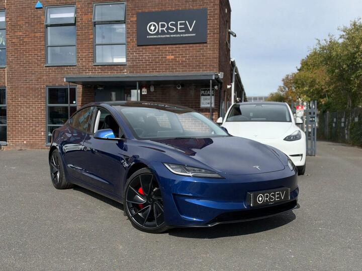 Tesla Model 3 (Dual Motor) Performance Auto 4WDE 4dr