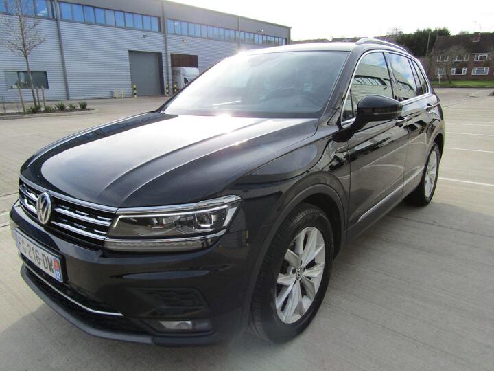 Volkswagen Tiguan 2.0 TDi SE DSG AUTO 5DR EURO 6 LHD