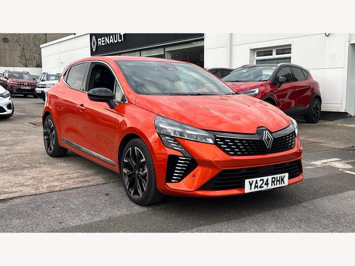 Renault Clio 1.6 E-TECH Techno Auto Euro 6 (s/s) 5dr