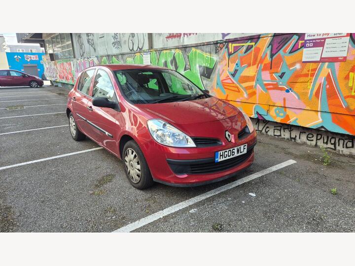 Renault Clio 1.6 VVT Expression 5dr