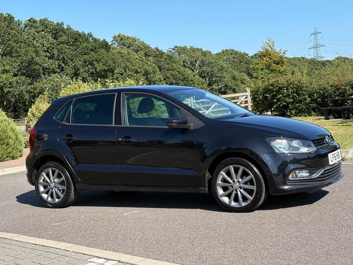 Volkswagen Polo 1.0 BlueMotion Tech SE Design Euro 6 (s/s) 5dr