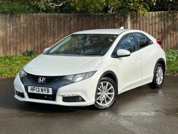 Honda Civic 1.8 I-VTEC EX Euro 5 (s/s) 5dr Honda Civic 1.8 I-VTEC EX Euro 5 (s/s) 5dr