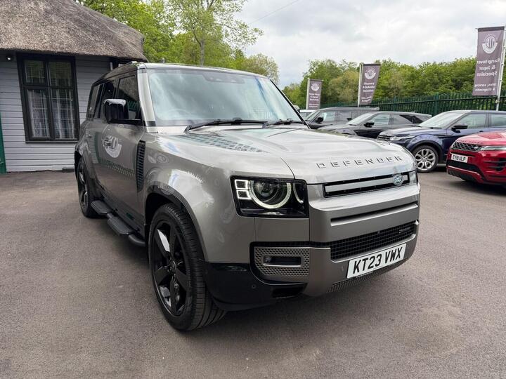 Land Rover Defender 3.0 D300 MHEV X-Dynamic HSE Auto 4WD Euro 6 (s/s) 5dr