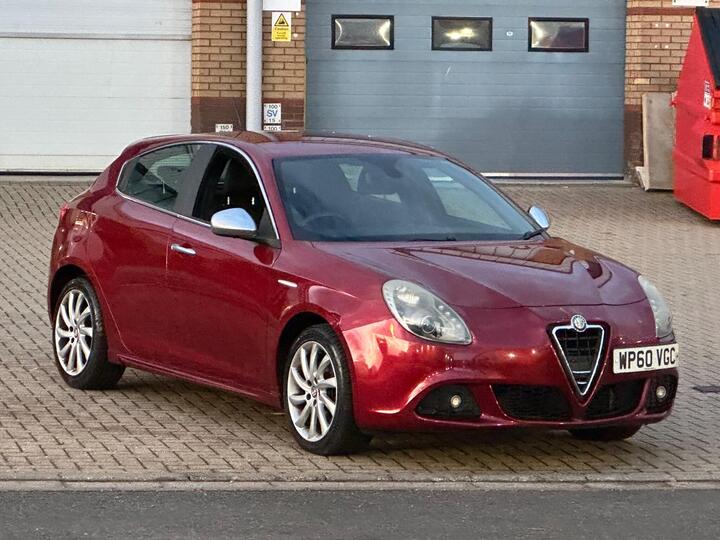 Alfa Romeo Giulietta 2.0 JTDM-2 Veloce Euro 5 (s/s) 5dr