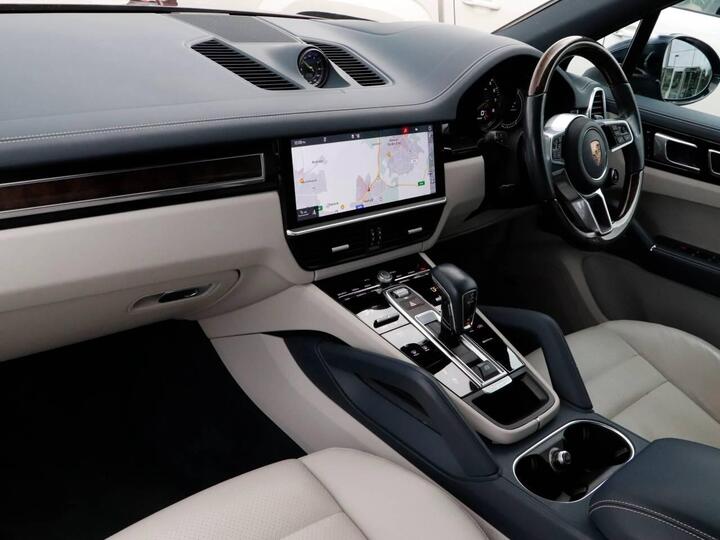 Porsche Cayenne 3.0 V6 E-Hybrid 14.1kWh TiptronicS 4WD Euro 6 (s/s) 5dr (3.6kW Charger) Porsche Cayenne 3.0 V6 E-Hybrid 14.1kWh TiptronicS 4WD Euro 6 (s/s) 5dr (3.6kW Charger)