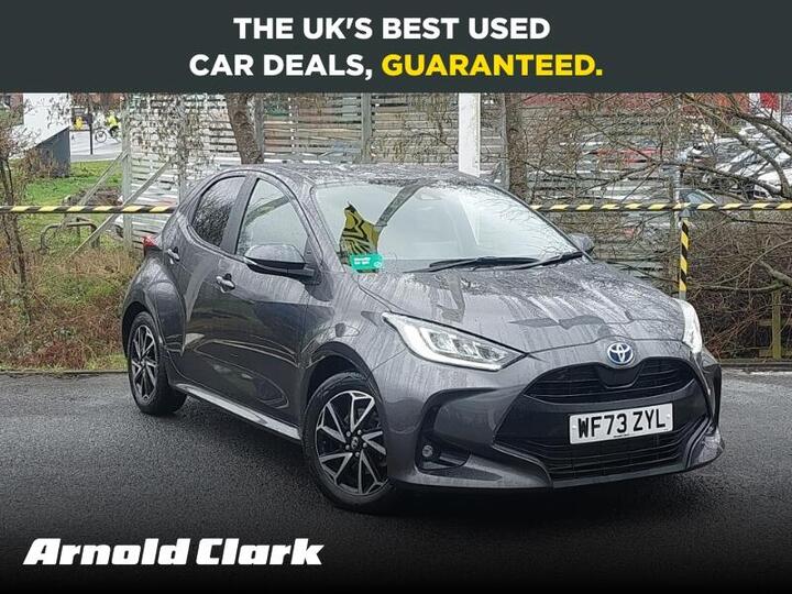 Toyota Yaris 1.5 VVT-h Design E-CVT Euro 6 (s/s) 5dr