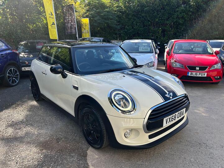 MINI Hatch 1.5 Cooper Classic Euro 6 (s/s) 3dr