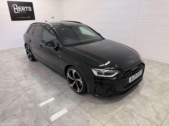Audi A4 2.0 TFSI 35 Black Edition S Tronic Euro 6 (s/s) 5dr Audi A4 2.0 TFSI 35 Black Edition S Tronic Euro 6 (s/s) 5dr