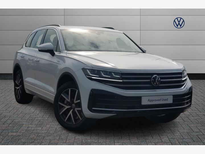 Volkswagen Touareg 3.0 V6 TSI EHybrid 14.3kWh Elegance Tiptronic 4Motion Euro 6 (s/s) 5dr