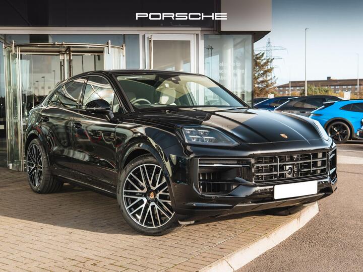 Porsche Cayenne 3.0 V6 E-Hybrid 25.9kWh Black Edition TiptronicS 4WD Euro 6 (s/s) 5dr