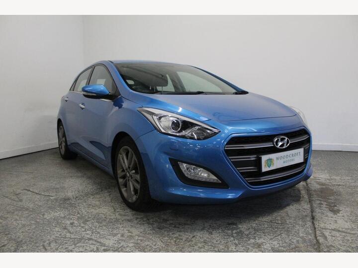 Hyundai I30 1.6 CRDi Blue Drive Premium Euro 6 (s/s) 5dr Hyundai I30 1.6 CRDi Blue Drive Premium Euro 6 (s/s) 5dr