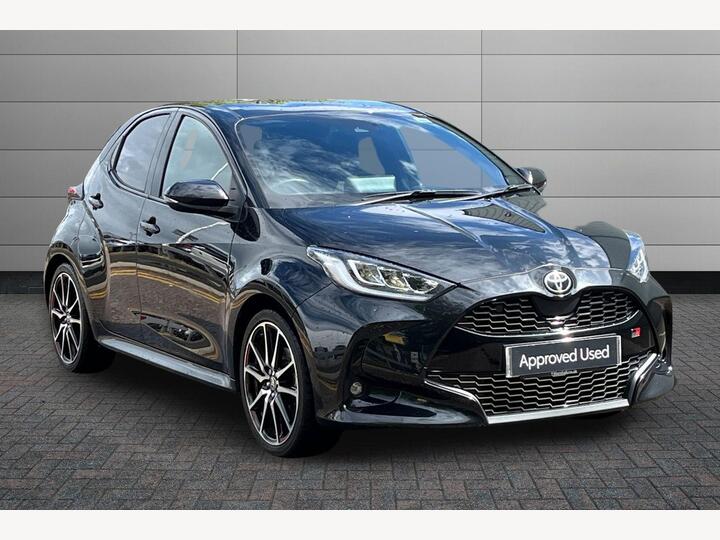 Toyota Yaris 1.5 VVT-h GR SPORT E-CVT Euro 6 (s/s) 5dr