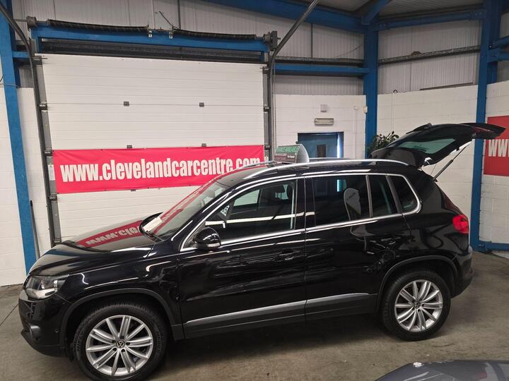 Volkswagen Tiguan 2.0 TDI BlueMotion Tech Match Edition 4WD Euro 6 (s/s) 5dr