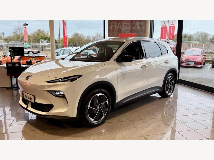 MG MGS5 64kWh Trophy Long Range Auto 5dr