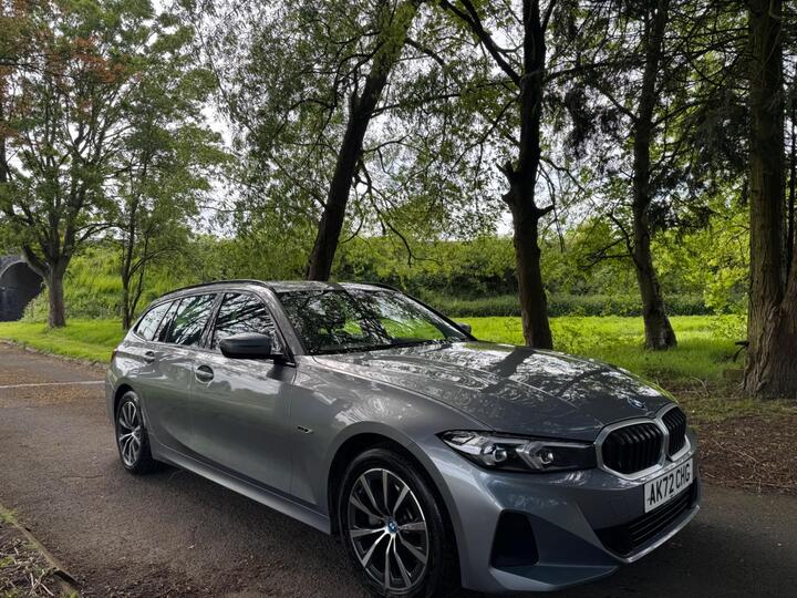 BMW 3 Series 2.0 330e 12kWh Sport Touring Auto Euro 6 (s/s) 5dr BMW 3 Series 2.0 330e 12kWh Sport Touring Auto Euro 6 (s/s) 5dr