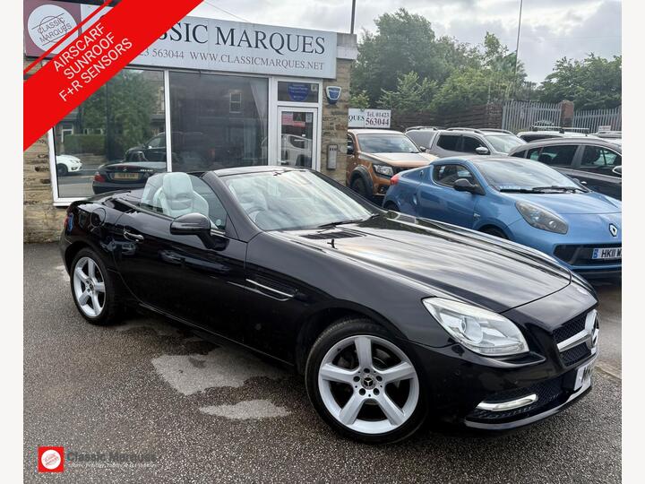 Mercedes-Benz SLK 1.8 SLK200 BlueEfficiency G-Tronic+ Euro 5 (s/s) 2dr Mercedes-Benz SLK 1.8 SLK200 BlueEfficiency G-Tronic+ Euro 5 (s/s) 2dr