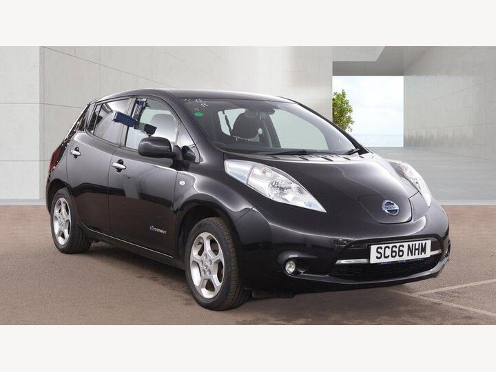 Nissan Leaf 30kWh Acenta Auto 5dr