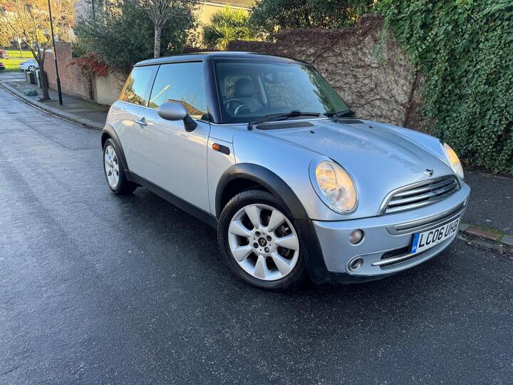 MINI Hatch 1.6 Cooper CVT Euro 4 3dr