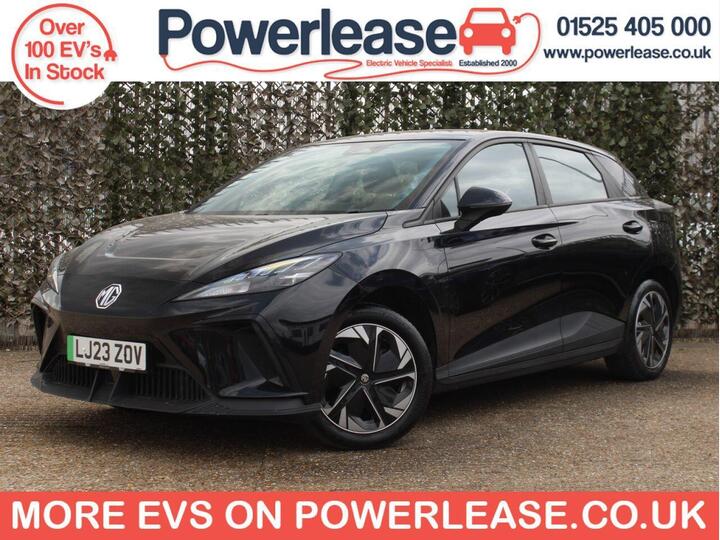 MG MG4 64kWh SE Long Range Auto 5dr