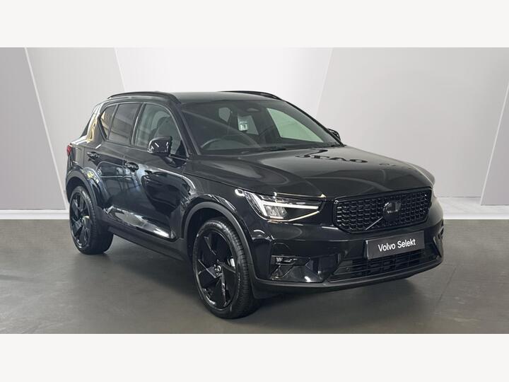 Volvo XC40 2.0 B3 MHEV Plus Black Edition DCT Auto Euro 6 (s/s) 5dr