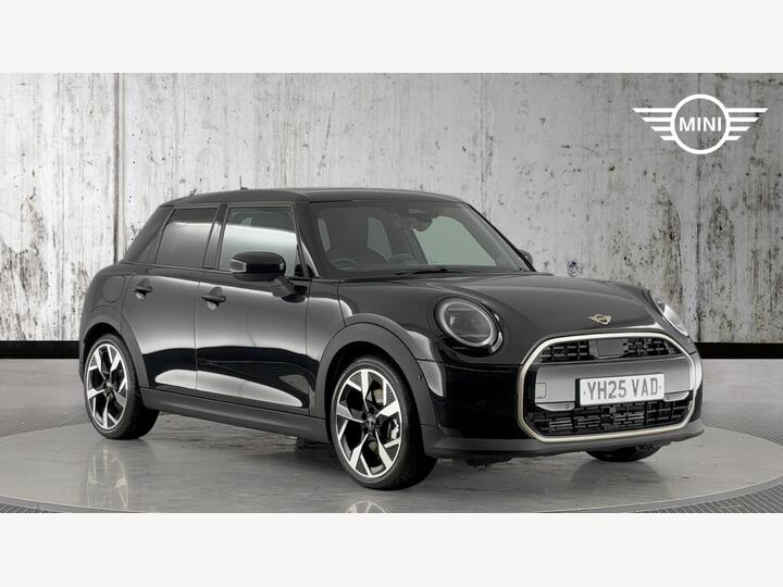 MINI Hatch 1.5C Exclusive Steptronic Euro 6 (s/s) 5dr