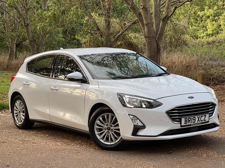 Ford Focus 1.0T EcoBoost Titanium Euro 6 (s/s) 5dr