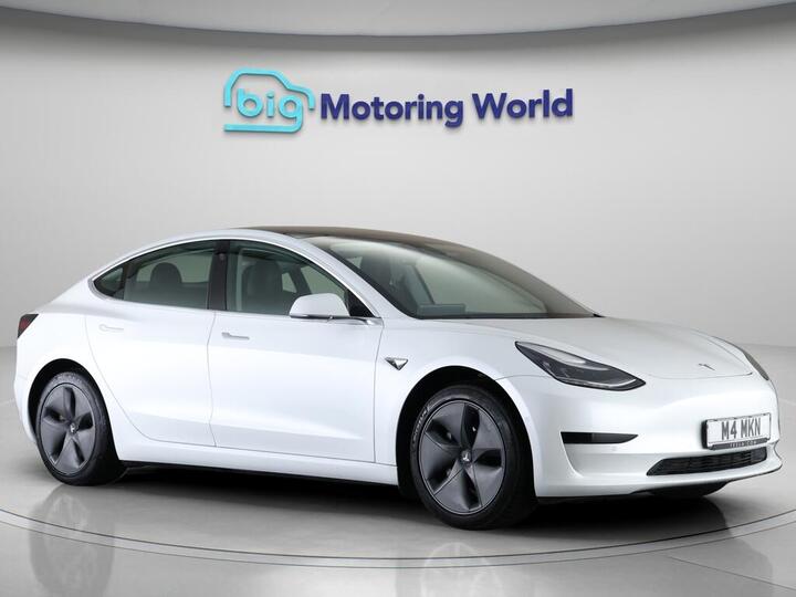 Tesla Model 3 Standard Range Plus Auto RWD 4dr