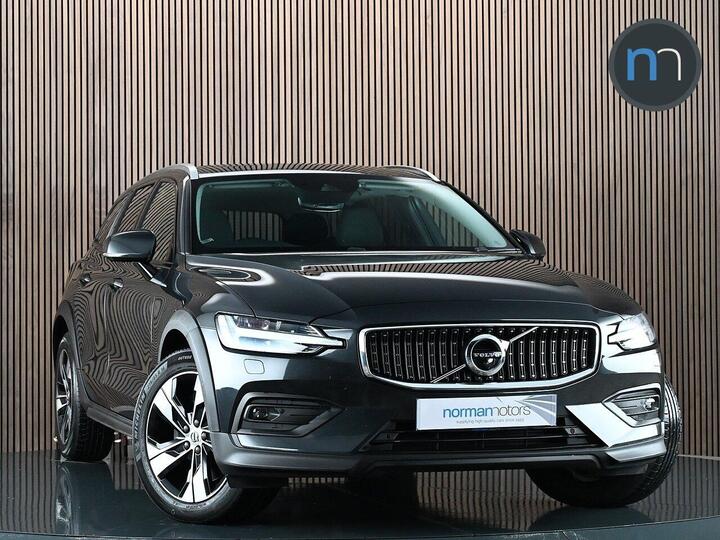 Volvo V60 Cross Country 2.0 T5 Plus Auto AWD Euro 6 (s/s) 5dr