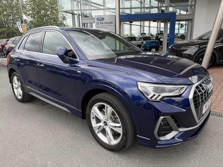 Audi Q3 1.4 TFSIe 45 S Line S Tronic Euro 6 (s/s) 5dr 13kWh