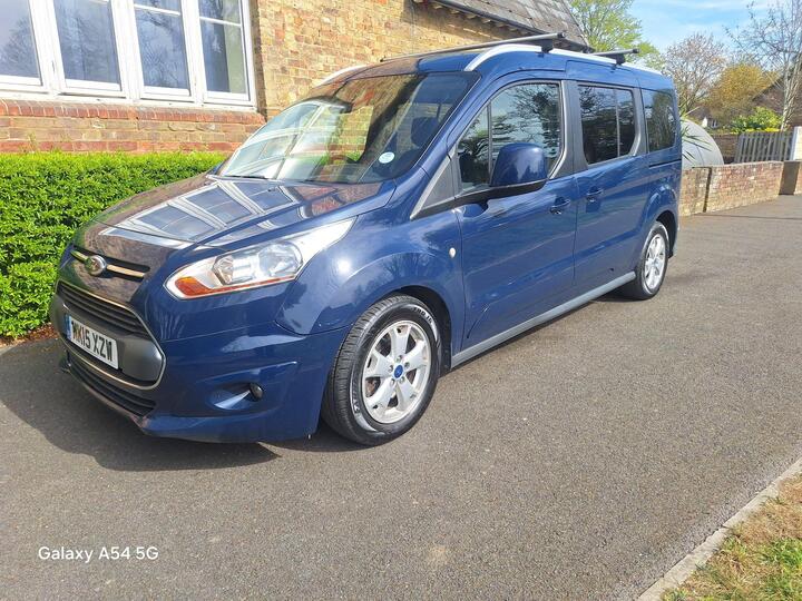 Ford Grand Tourneo Connect 1.6 TDCi Titanium Euro 5 5dr Ford Grand Tourneo Connect 1.6 TDCi Titanium Euro 5 5dr