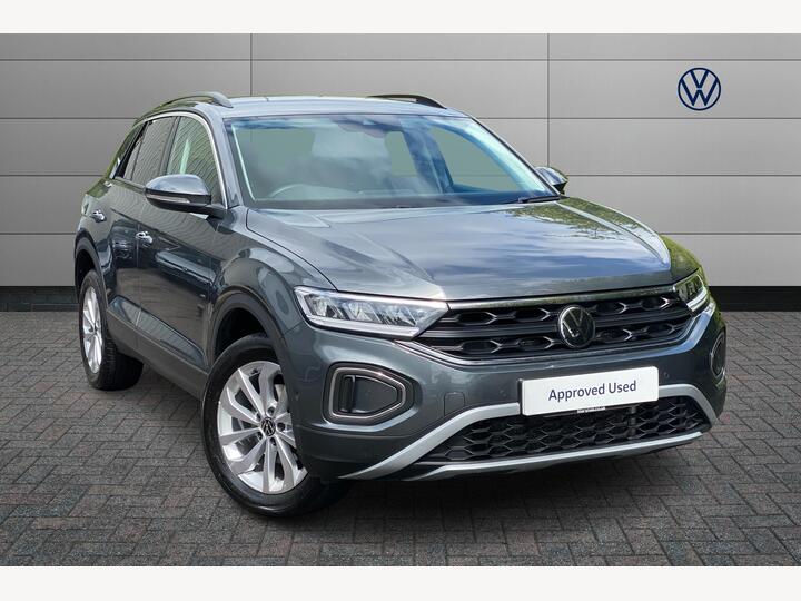 Volkswagen T-roc 1.5 TSI Match DSG Euro 6 (s/s) 5dr Volkswagen T-roc 1.5 TSI Match DSG Euro 6 (s/s) 5dr