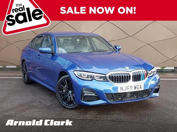 BMW 3 Series 2.0 330e 12kWh M Sport Auto Euro 6 (s/s) 4dr BMW 3 Series 2.0 330e 12kWh M Sport Auto Euro 6 (s/s) 4dr