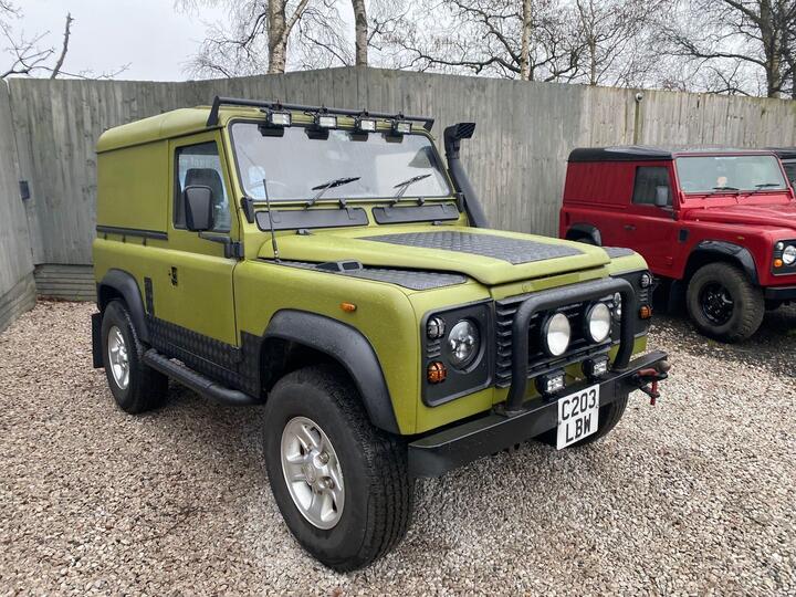 Land Rover Defender 90 2.5 TDi County Station Wagon 3dr