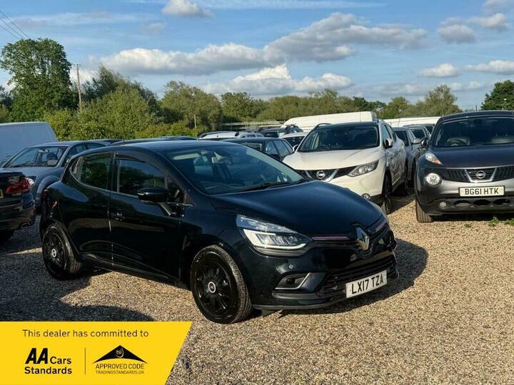 Renault Clio 1.5 DCi Dynamique S Nav Euro 6 (s/s) 5dr Renault Clio 1.5 DCi Dynamique S Nav Euro 6 (s/s) 5dr