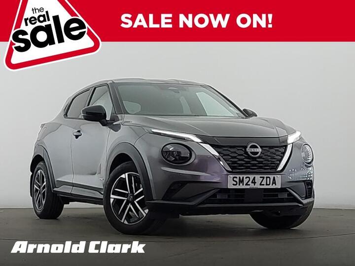 Nissan Juke 1.6 N-Connecta Auto Euro 6 5dr Nissan Juke 1.6 N-Connecta Auto Euro 6 5dr