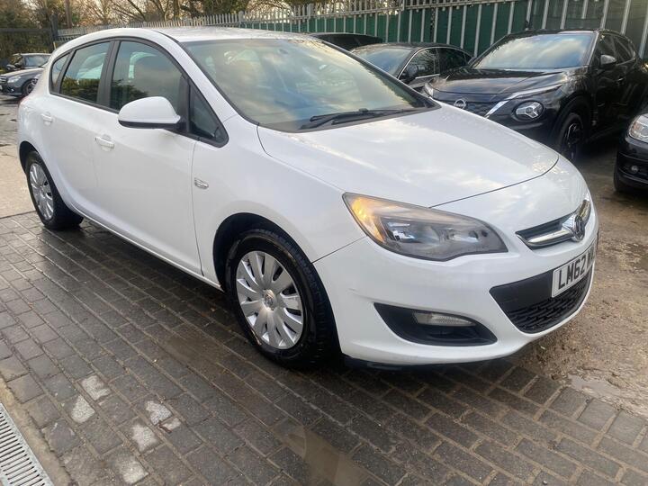Vauxhall Astra 1.7 CDTi EcoFLEX Exclusiv Euro 5 (s/s) 5dr