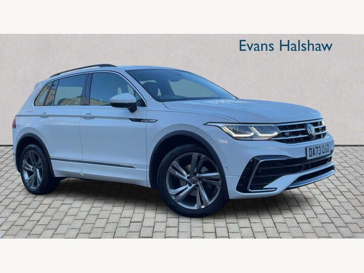 Volkswagen TIGUAN ESTATE SPECIAL EDITION 1.5 TSI R-Line Edition DSG Euro 6 (s/s) 5dr Volkswagen TIGUAN ESTATE SPECIAL EDITION 1.5 TSI R-Line Edition DSG Euro 6 (s/s) 5dr