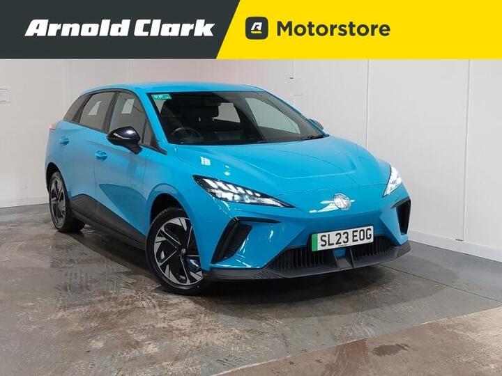 MG MG4 64kWh SE Long Range Auto 5dr